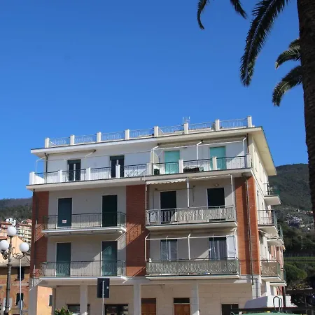 Centro By Interhome * Moneglia